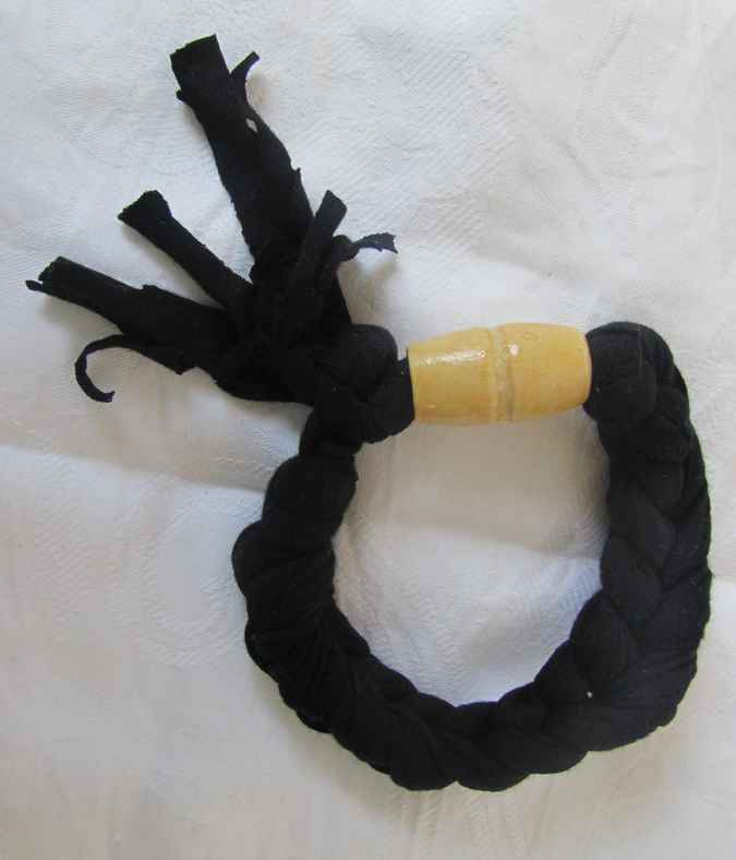 large image of art item: accessory – bracelet black bead yellow