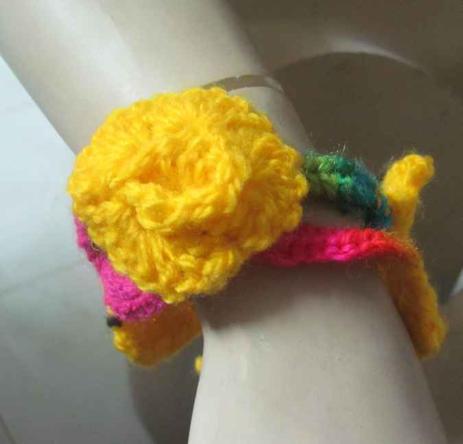 large image of art item: accessory – bracelet crochet flower yellow pink