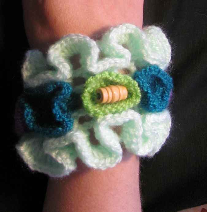 large image of art item: accessory – bracelet cyan blue green button yellow