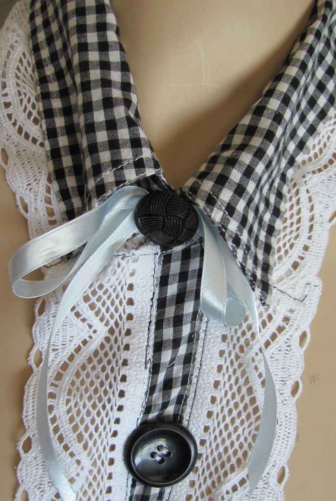 large image of art item: accessory – collar white black with button black