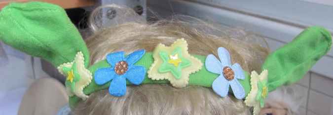 large image of art item: accessory – head decoration green flowers