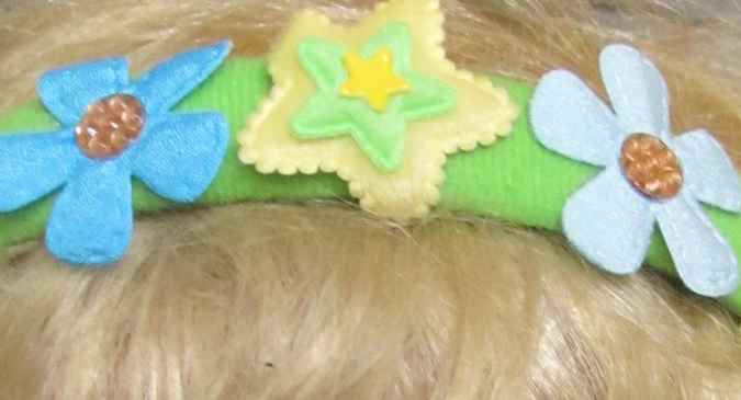 large image of art item: accessory – head decoration green flowers