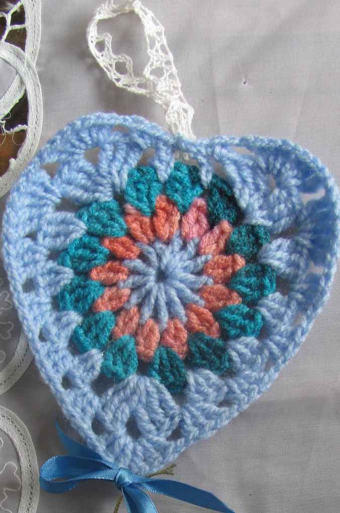 large image of art item: accessory – heart blue hamsa