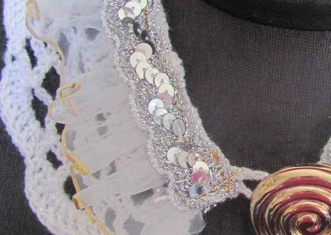 large image of art item: accessory – necklace lace button golden