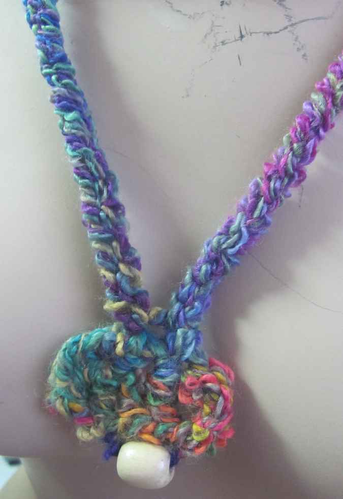 large image of art item: accessory – necklace colorful bead yellow