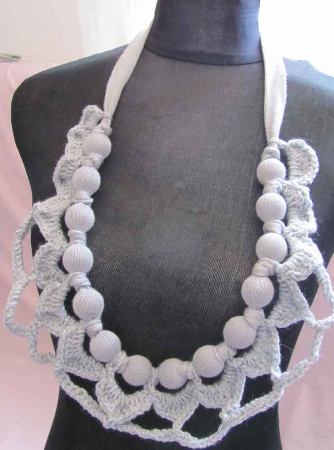 large image of art item: accessory – chestpiece necklace crochet beads white