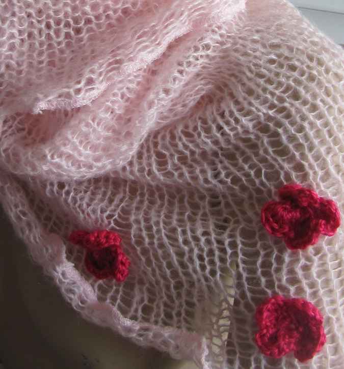 large image of art item: accessory – scarf pink flowers crochet