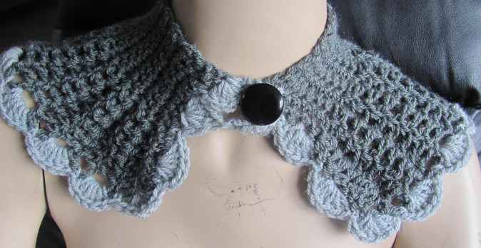large image of art item: accessory – capeletdarkgray button black