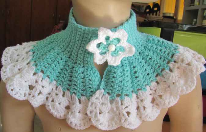 large image of art item: accessory – capeletflower cyan white