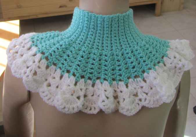 large image of art item: accessory – capeletflower cyan white