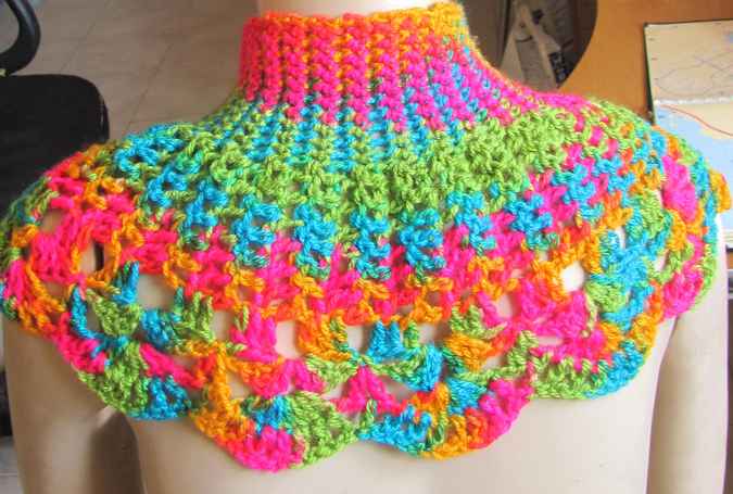 large image of art item: accessory – capeletcolorful
