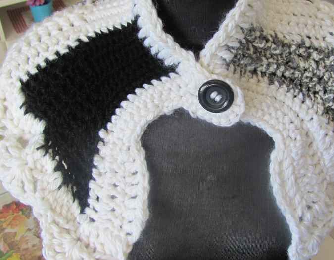 large image of art item: accessory – capeletblack white