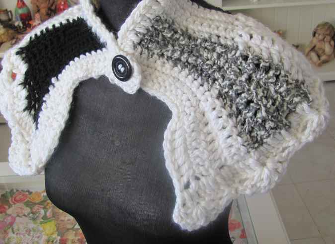 large image of art item: accessory – capeletblack white