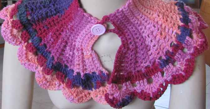 large image of art item: accessory – capeletpinks