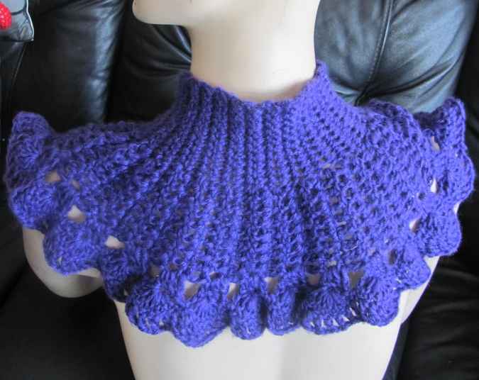 large image of art item: accessory – capeletpurple