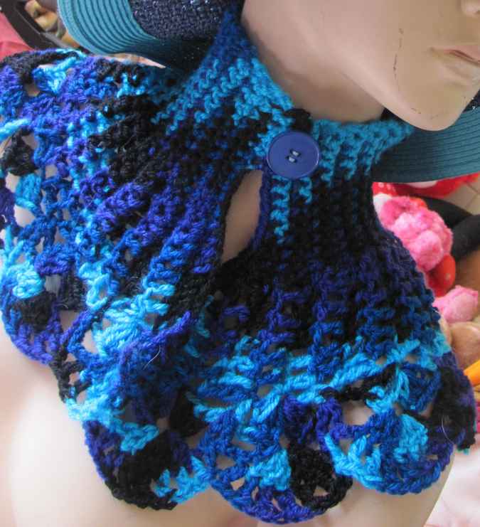 large image of art item: accessory – capeletshades of blue