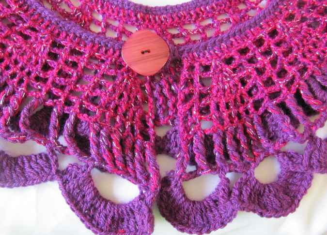 large image of art item: accessory – capeletnet purple