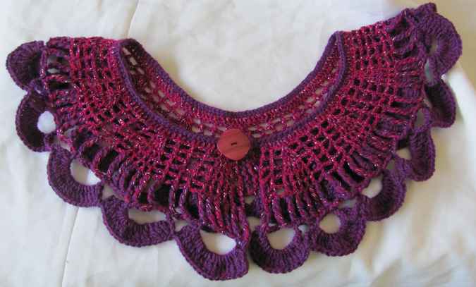 large image of art item: accessory – capeletnet purple
