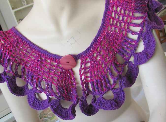large image of art item: accessory – capeletnet purple