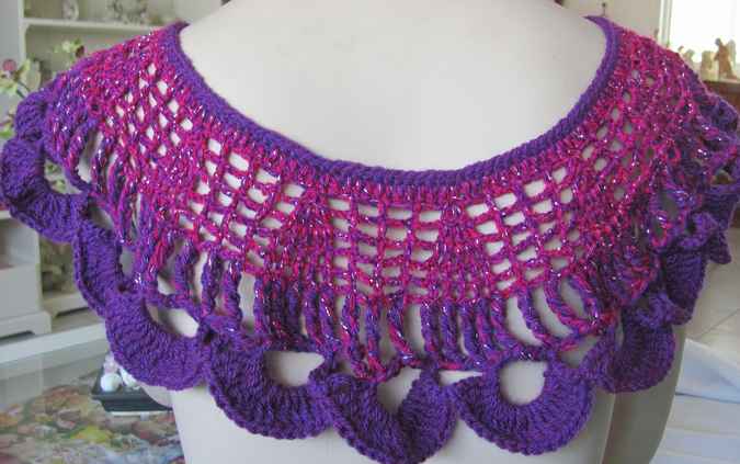 large image of art item: accessory – capeletnet purple