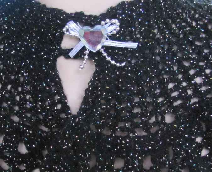 large image of art item: accessory – black lurex