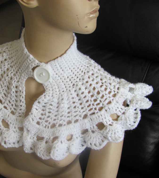 large image of art item: accessory – capelet white