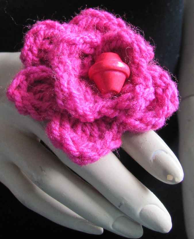 large image of art item: accessory – ring crochet purple bead