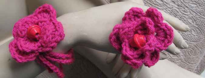 large image of art item: accessory – ring crochet purple bead