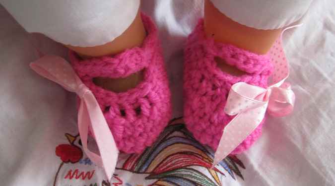 large image of art item: accessory – baby shoes