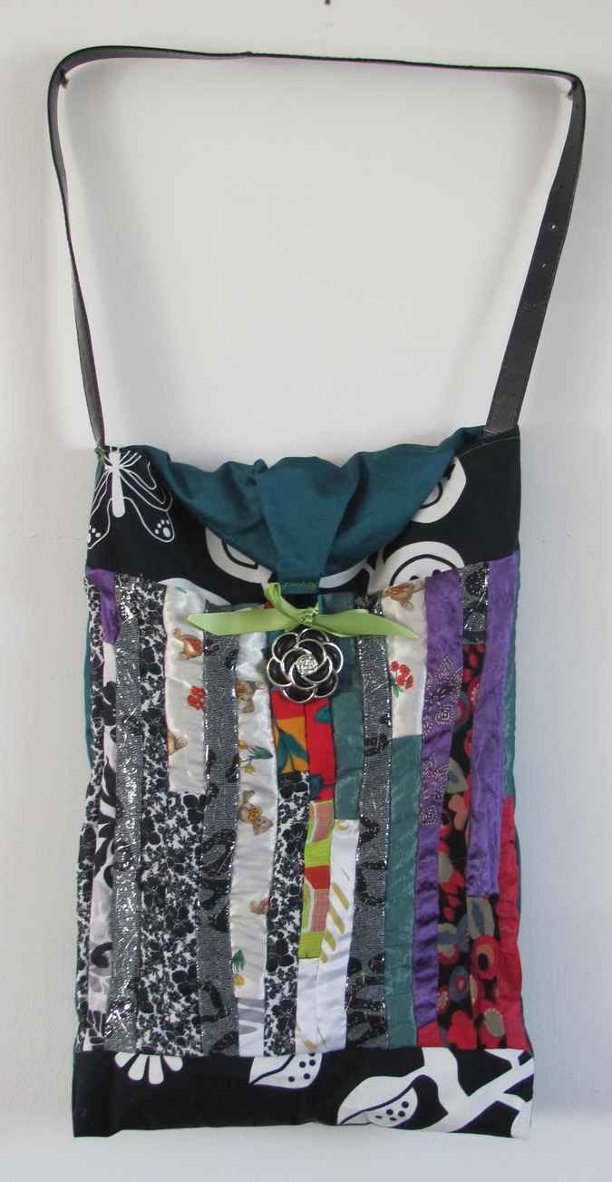 large image of art item: bag – black motif butterfly and plant colurful quiltwork