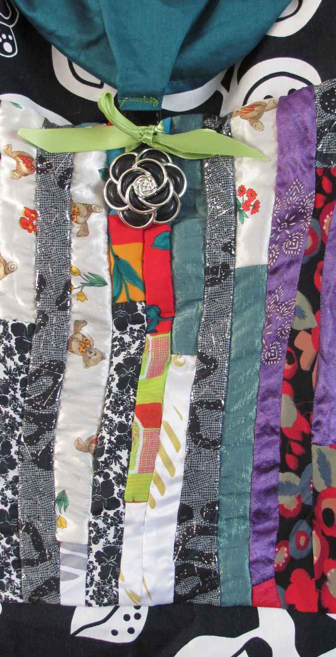 large image of art item: bag – black motif butterfly and plant colurful quiltwork