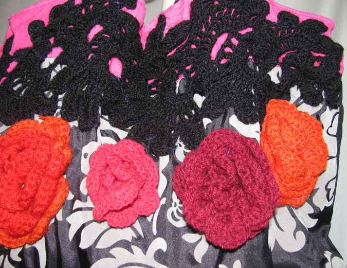large image of art item: bag – black motif plant white flower crochet red