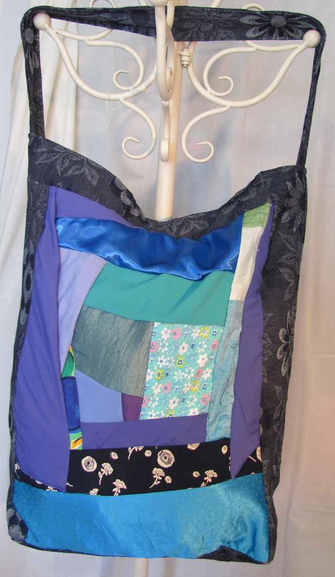 large image of art item: bag – blue quiltwork flower motif