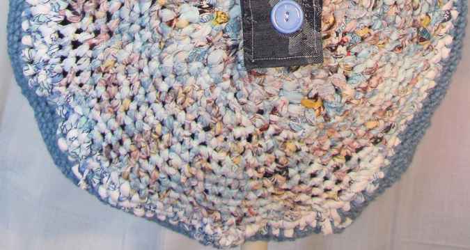 large image of art item: bag – button blue crochet disc