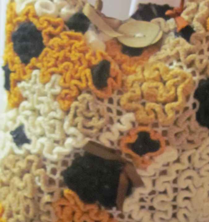 large image of art item: bag – button brown crochet
