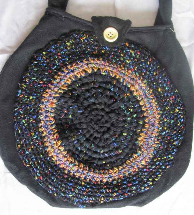 large image of art item: bag – button white black crochet disc