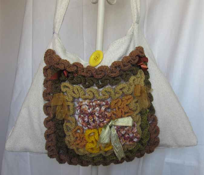 large image of art item: bag – button yellow crochet