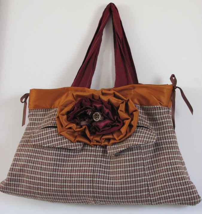 large image of art item: bag – checkered with orange crimson rose