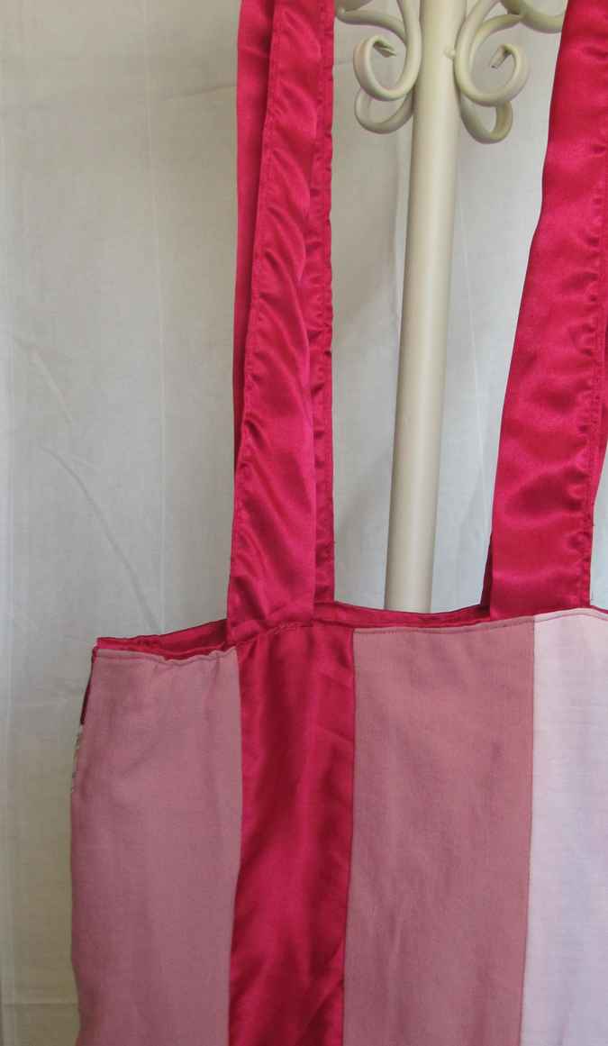 large image of art item: bag – crimson pink cream geometric spiral