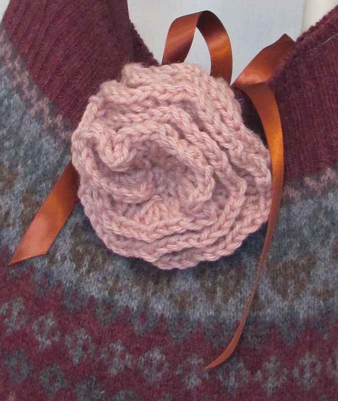 large image of art item: bag – crochet crimson flower peach