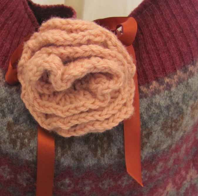 large image of art item: bag – crochet crimson flower peach