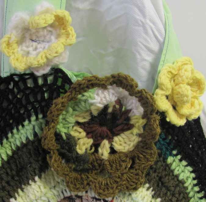 large image of art item: bag – crochet flowers yellow green black