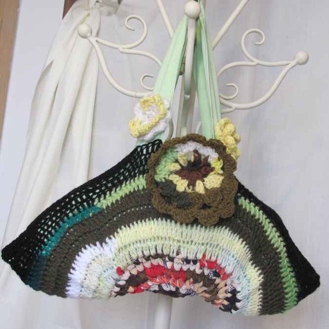 large image of art item: bag – crochet flowers yellow green black