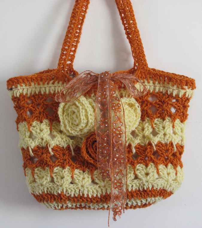 large image of art item: bag – crochet orange cream