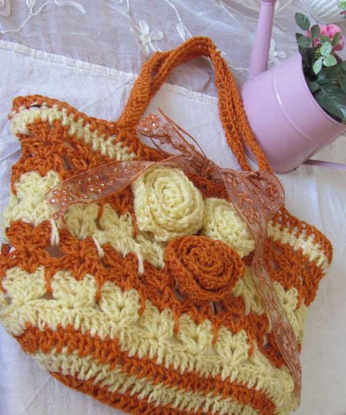large image of art item: bag – crochet orange cream