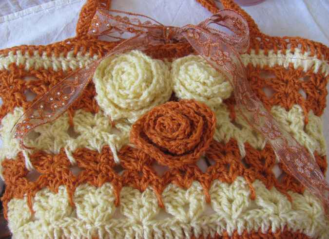 large image of art item: bag – crochet orange cream