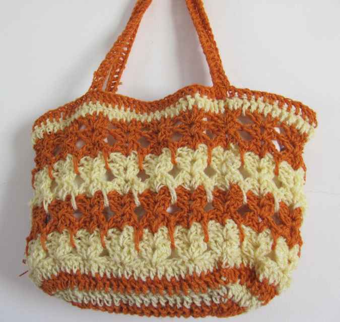 large image of art item: bag – crochet orange cream
