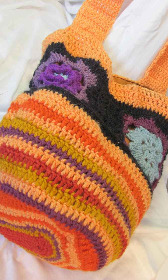 large image of art item: bag – crochet peach stripes