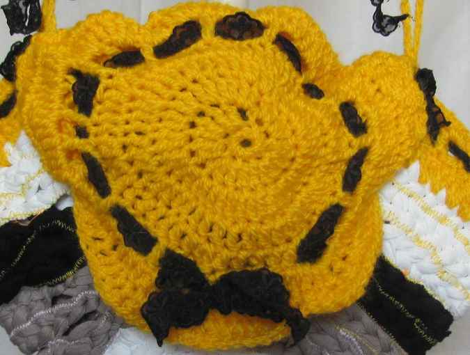 large image of art item: bag – crochet yellow black white
