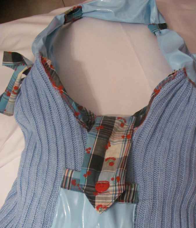 large image of art item: bag – cyan wool